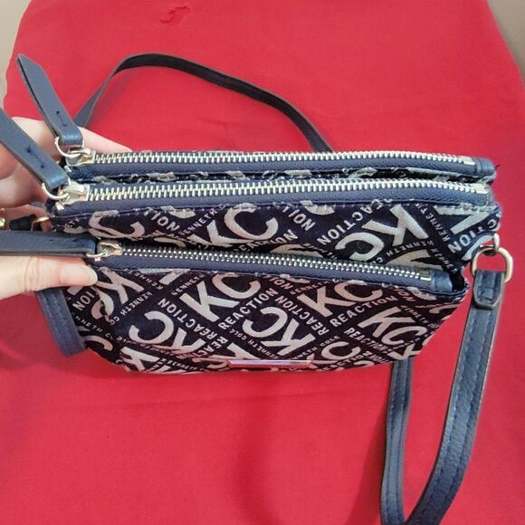 Kenneth Cole Reaction Blue & Gray Signature Logo Crossbody Purse/Bag Sling - Picture 5 of 16